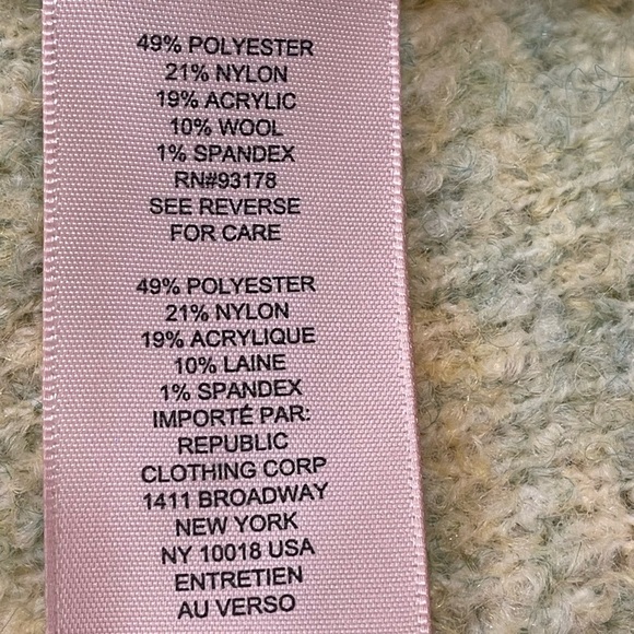 Philosophy Yellow Crew Neck Sweater with Fuzzy Texture and Long Sleeves - Picture 4 of 5